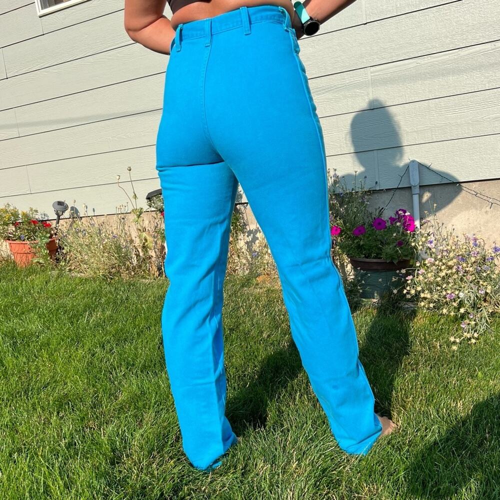 Vintage 80s Wrangler Silverlake cerulean blue high rise taper leg cowgirl jeans